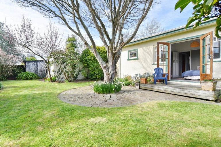 Photo of property in 1/181 Wairakei Road, Bryndwr, Christchurch, 8053