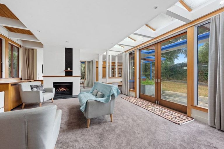 Photo of property in 23 Golf Road, Heretaunga, Upper Hutt, 5018