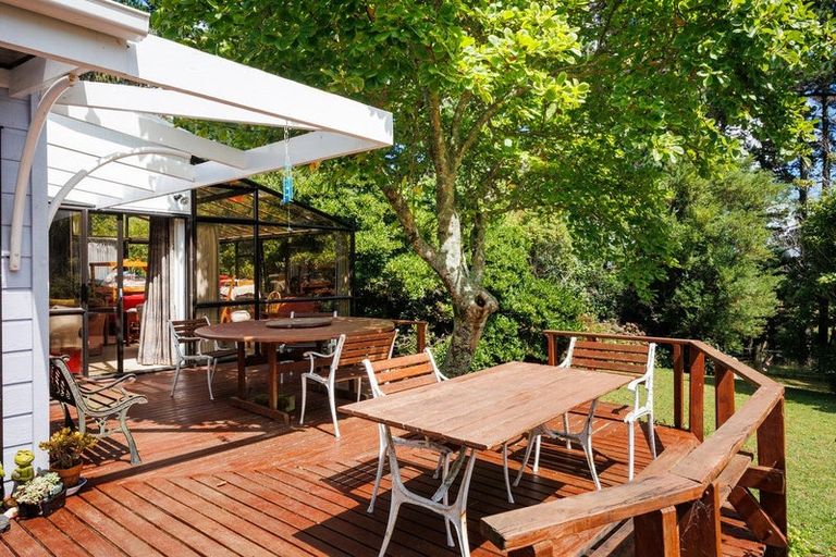 Photo of property in 303 Kahuterawa Road, Linton, Palmerston North, 4472