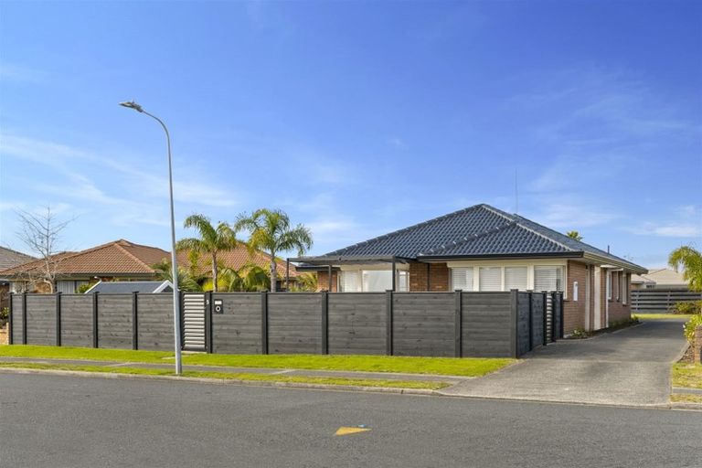 Photo of property in 5 Lotus Avenue, Mount Maunganui, 3116