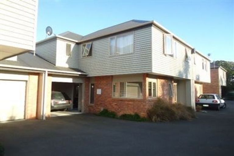 Photo of property in 80c Brockworth Place, Riccarton, Christchurch, 8011