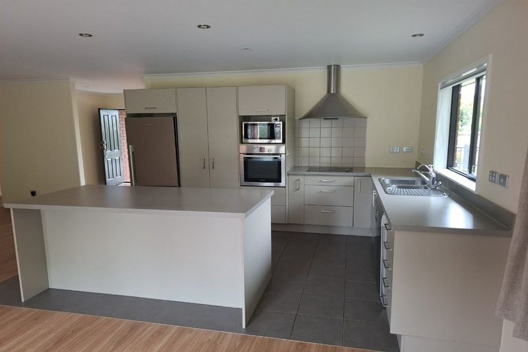 Photo of property in 8a Norfolk Drive, Cambridge, 3434