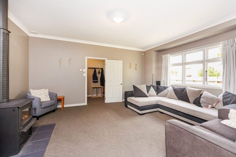 Photo of property in 3 Medway Street, Rongotea, 4476