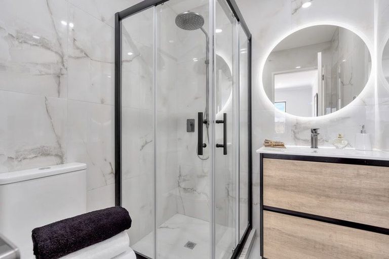 Photo of property in 5/72 Howe Street, Howick, Auckland, 2014