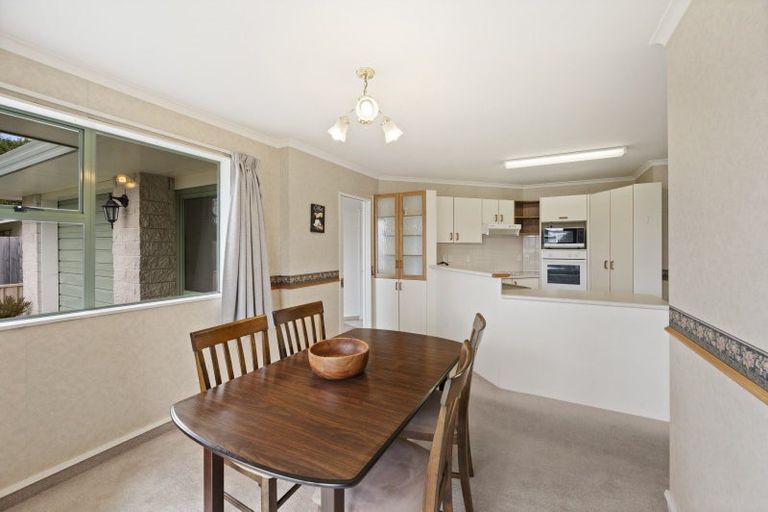 Photo of property in 5 Peddie Street, Taradale, Napier, 4112