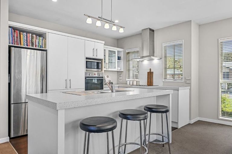 Photo of property in 9 Providence Place, Redwood, Christchurch, 8051