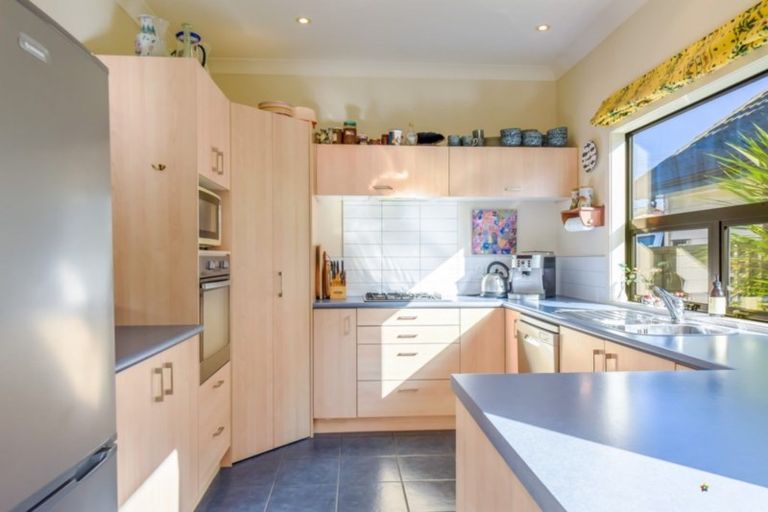 Photo of property in 9 Heretaunga Street, Petone, Lower Hutt, 5012