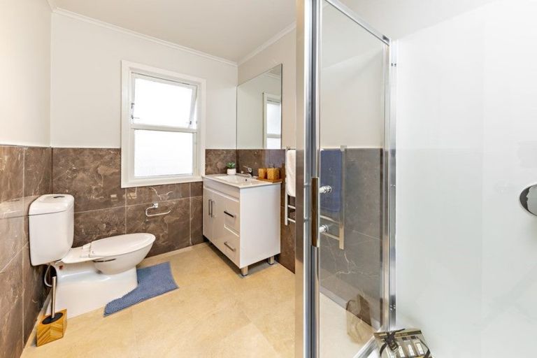 Photo of property in 62 Friedlanders Road, Manurewa, Auckland, 2102