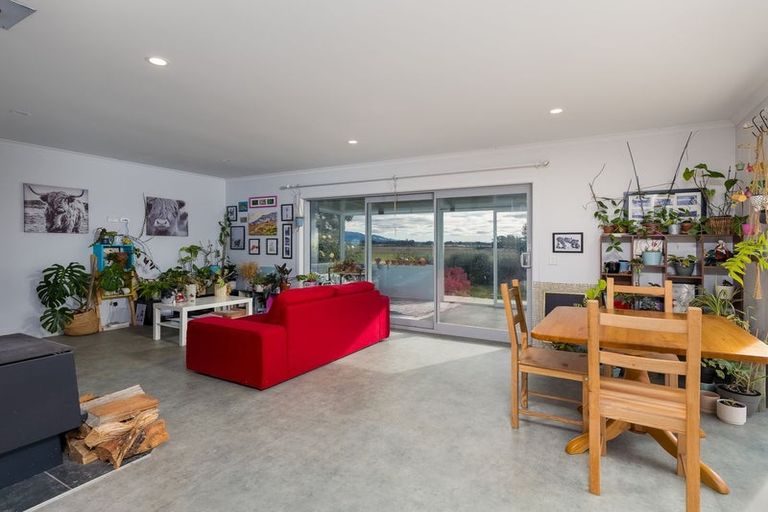Photo of property in 179 Mcnamaras Road, Waimate, 7979