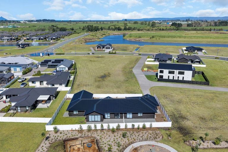 Photo of property in 10 Hauhou Lane, One Tree Point, Ruakaka, 0118