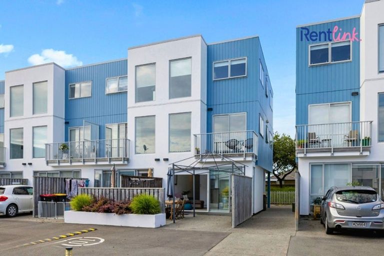 Photo of property in 31 Reynolds Place, Papamoa Beach, Papamoa, 3118