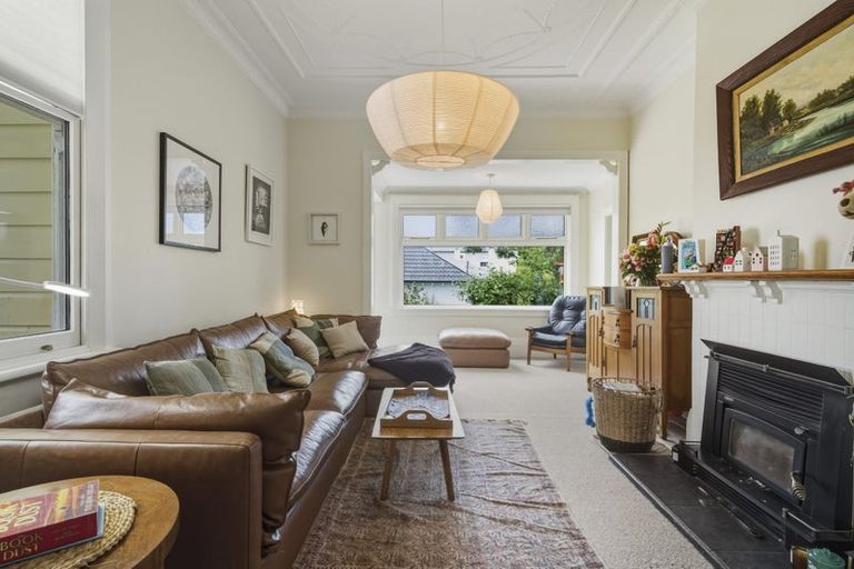 Photo of property in 10 Hart Street, Belleknowes, Dunedin, 9011