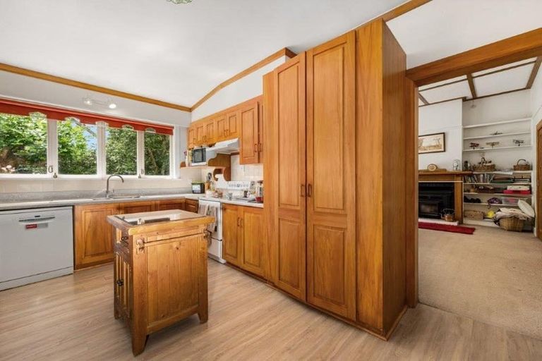 Photo of property in 7 Calico Line, Marton, 4710