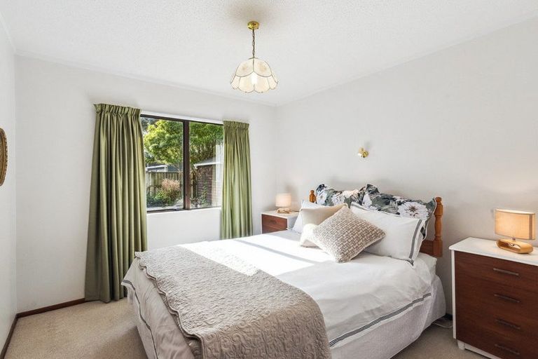 Photo of property in 15 Windsor Avenue, Waikanae, 5036