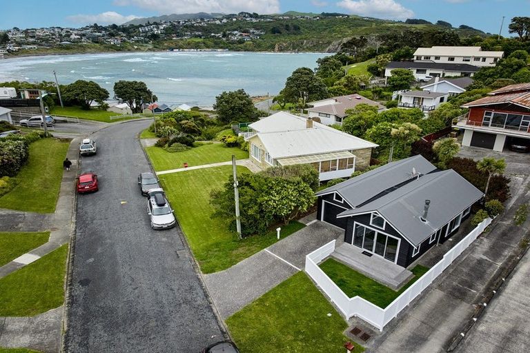 Photo of property in 5a Lambley Road, Titahi Bay, Porirua, 5022