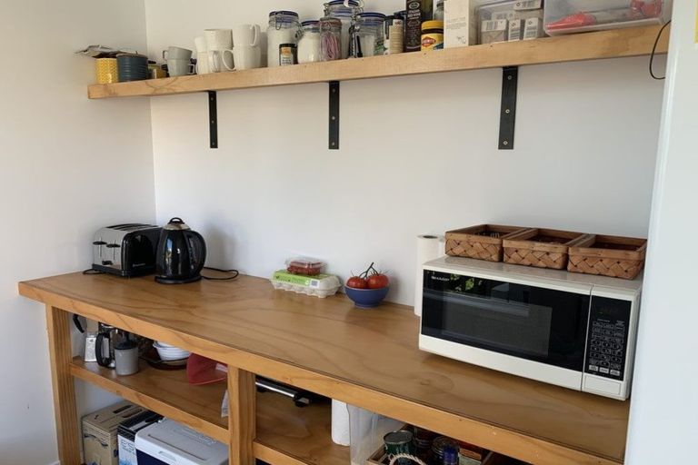 Photo of property in 24 Wehiwehi Road, Matapouri, Whangarei, 0173