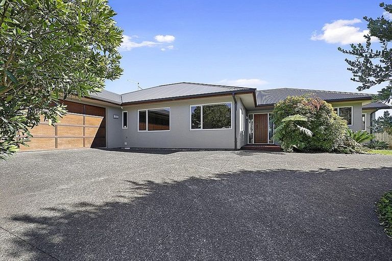 Photo of property in 71 Karamea Street, Whalers Gate, New Plymouth, 4310