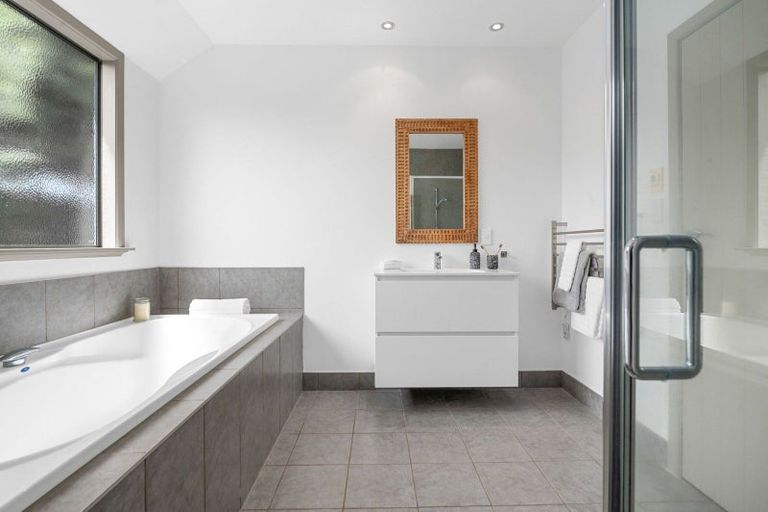 Photo of property in 66 Palliser Drive, Huntington, Hamilton, 3210