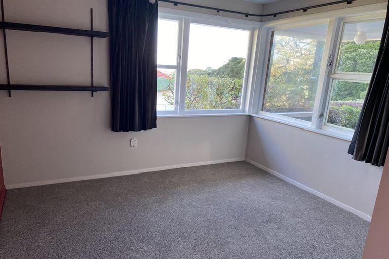 Photo of property in 62 Dowse Drive, Maungaraki, Lower Hutt, 5010