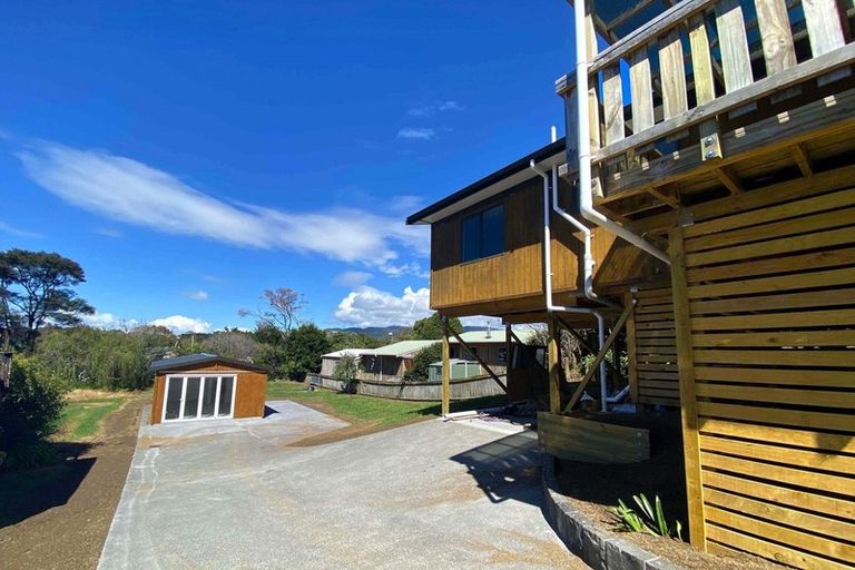 Photo of property in 78 Howard Road, Orere Point, Papakura, 2585