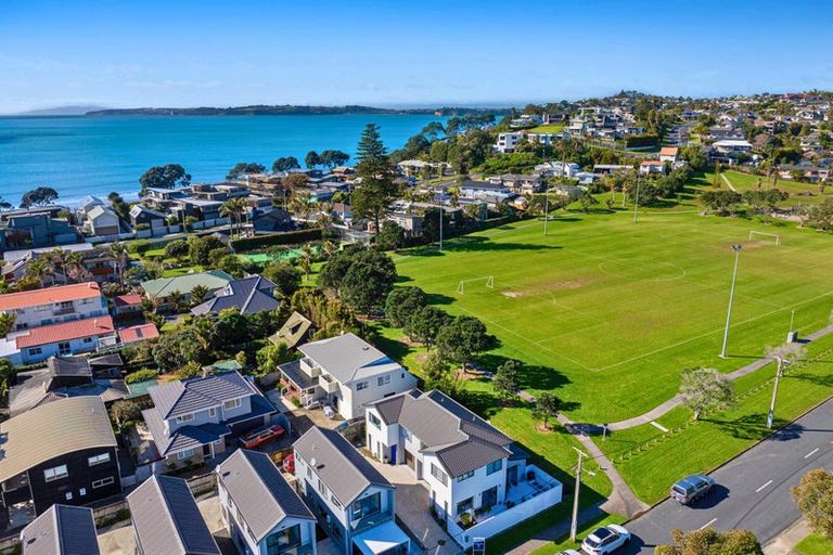 Photo of property in 4 William Bayes Place, Red Beach, 0932