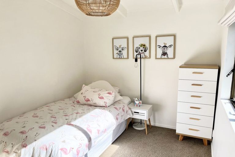 Photo of property in 54 Gledstane Road, Stanmore Bay, Whangaparaoa, 0932