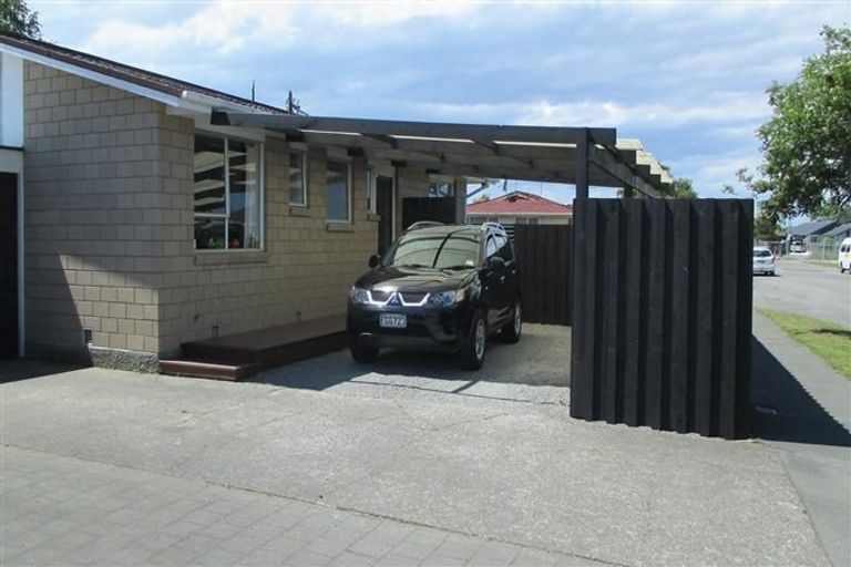 Photo of property in 8 Brentwood Street, Parklands, Christchurch, 8083