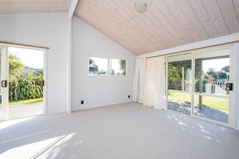 Photo of property in 340 Clifton Road, Te Awanga, 4102