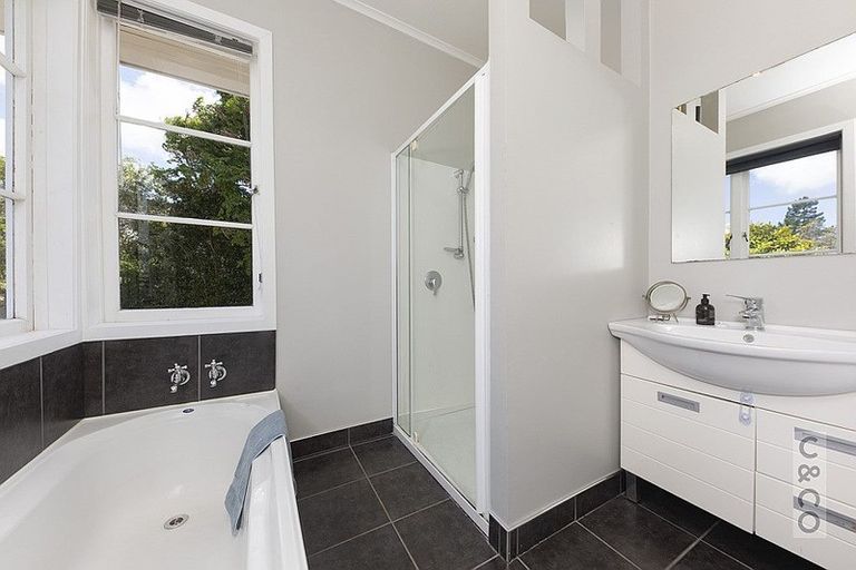 Photo of property in 41 Riverhead Road, Kumeu, 0810