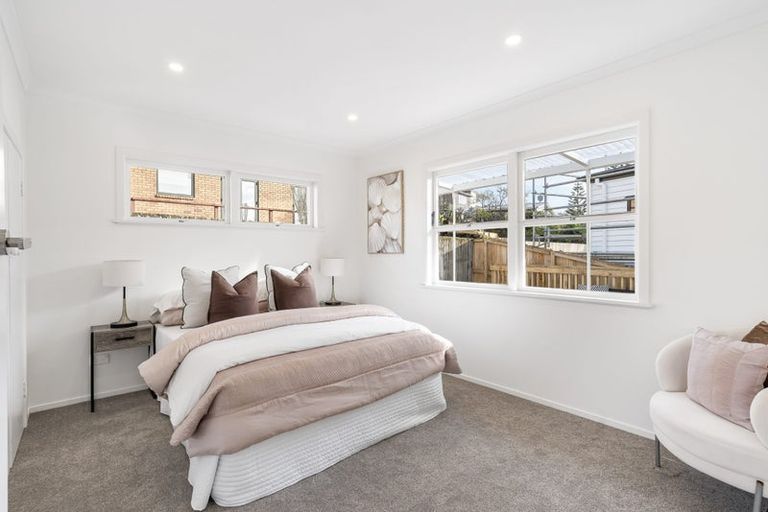 Photo of property in 36 Weldene Avenue, Glenfield, Auckland, 0629