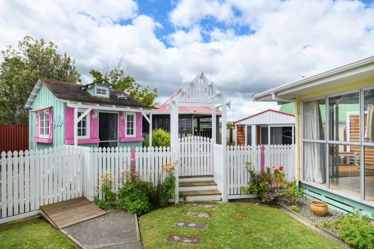 Photo of property in 22 Beaven Street, Marton, 4710