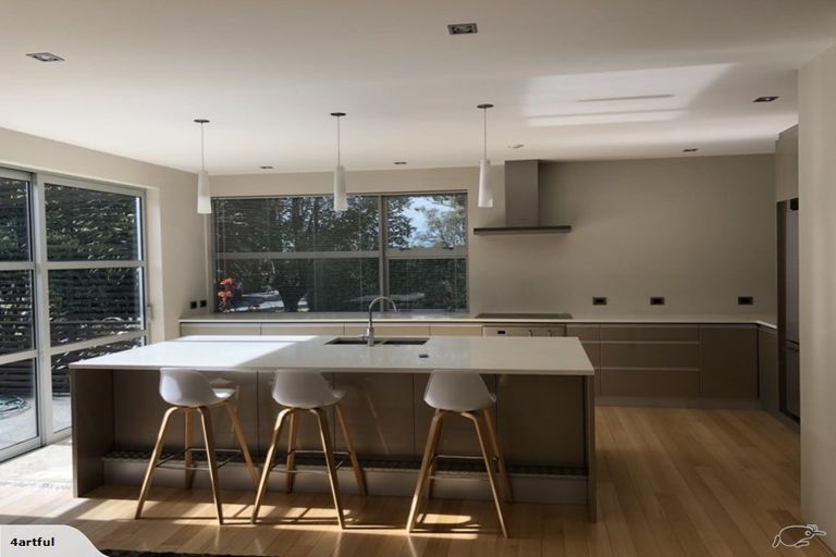 Photo of property in 62 Dyers Pass Road, Cashmere, Christchurch, 8022