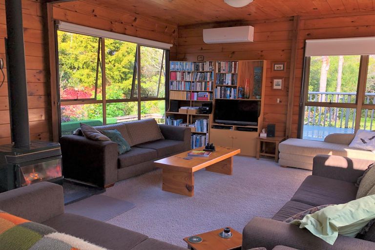 Photo of property in 10 Mission Road, Kerikeri, 0230