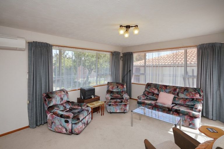 Photo of property in 6 Fenmere Place, Burwood, Christchurch, 8083
