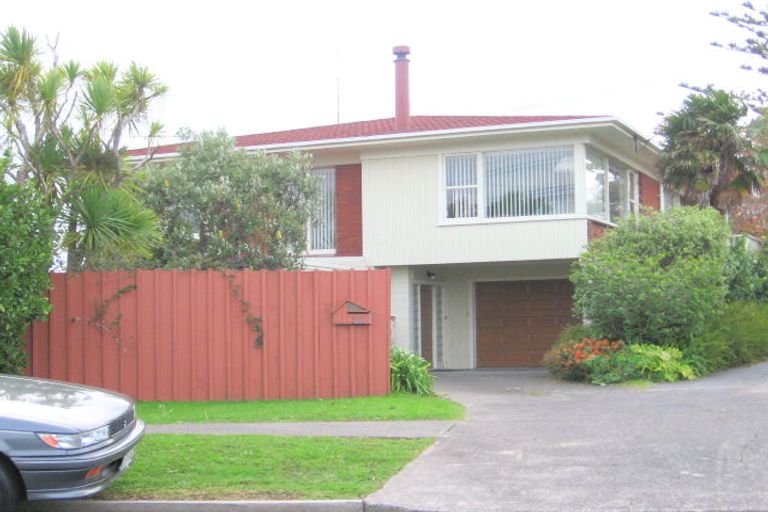 Photo of property in 37a Kowhai Road, Mairangi Bay, Auckland, 0630