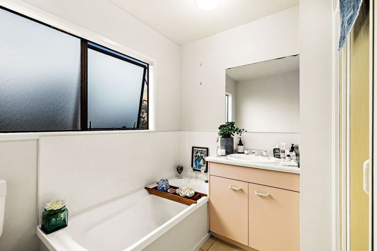 Photo of property in 233a Don Buck Road, Massey, Auckland, 0614