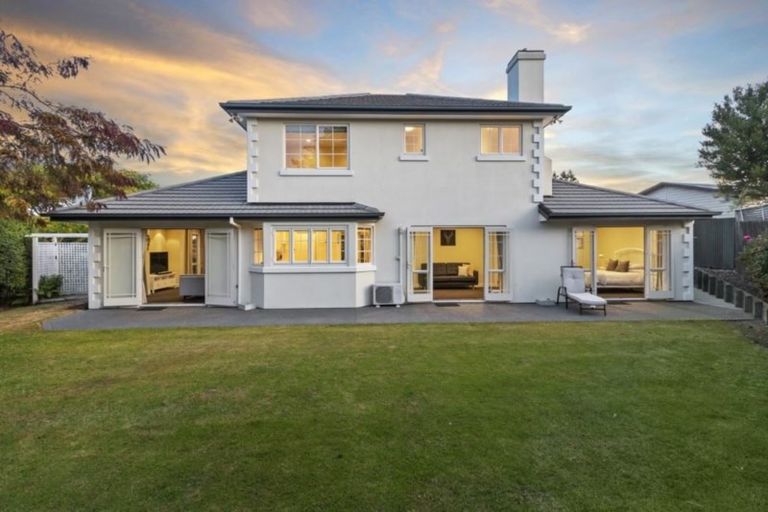 Photo of property in 3 Fairway Drive, Shirley, Christchurch, 8061