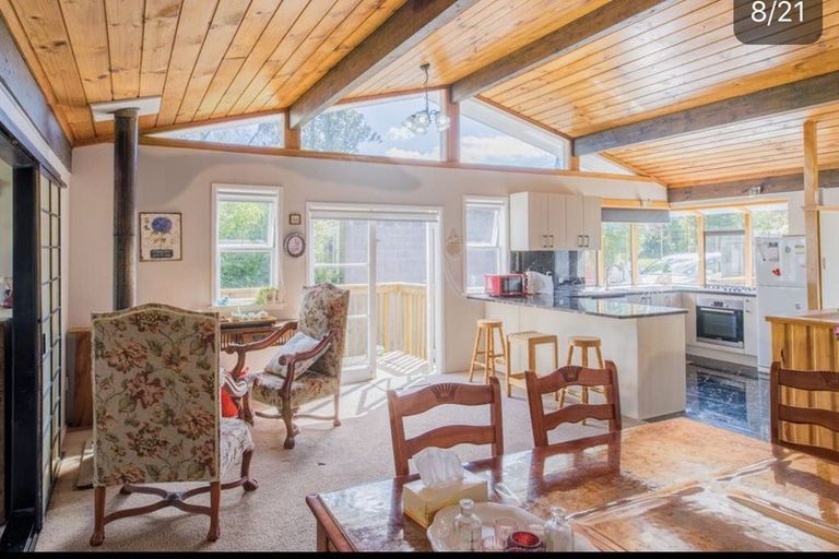 Photo of property in 6 Seaton Road, Murrays Bay, Auckland, 0630