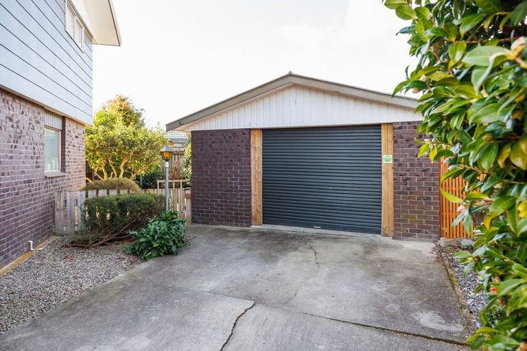 Photo of property in 4 Gainsborough Grove, Highbury, Palmerston North, 4412