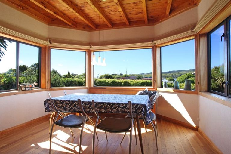 Photo of property in 24 Taipari Avenue, Raglan, 3225