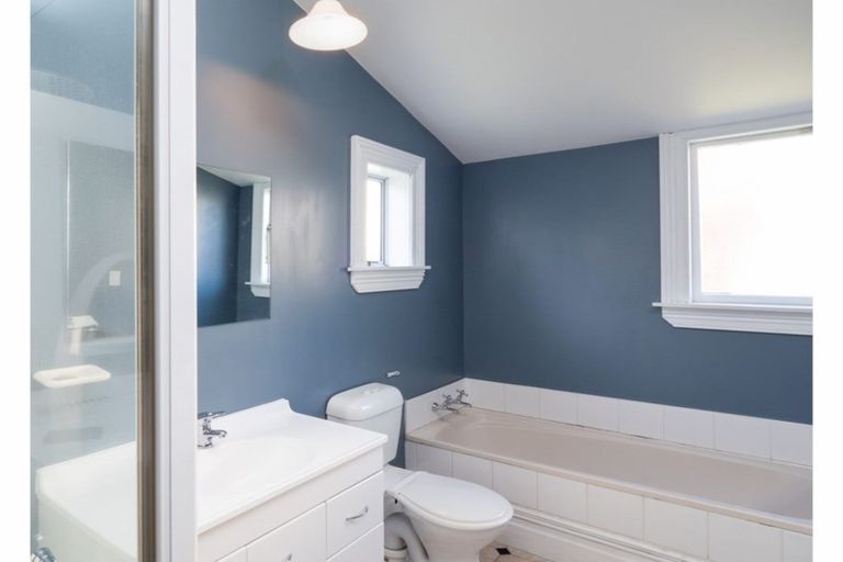 Photo of property in 30 Somerset Crescent, Spreydon, Christchurch, 8024