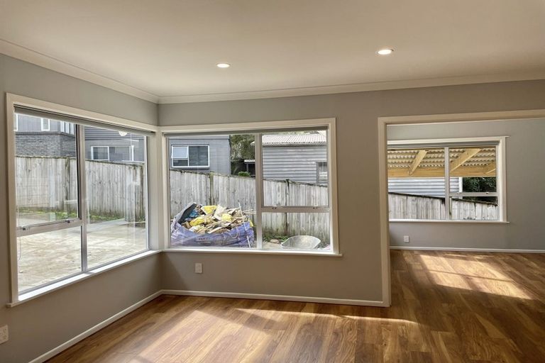 Photo of property in 33c Hilling Street, Titirangi, Auckland, 0604