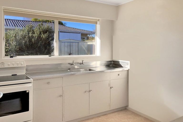 Photo of property in 49 Oak Street, Mangapapa, Gisborne, 4010