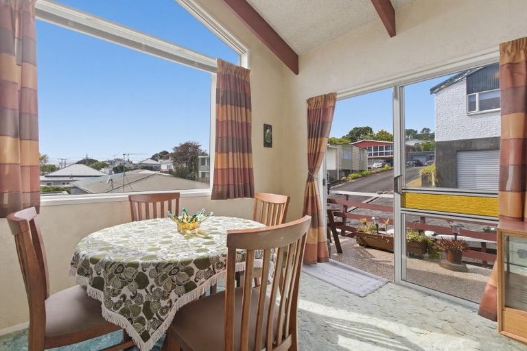 Photo of property in 12d Davies Lane, New Plymouth, 4310