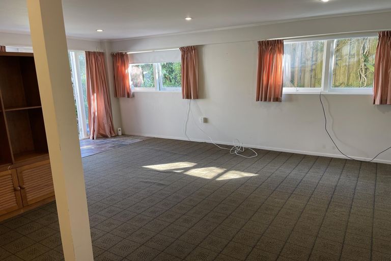 Photo of property in 1/8 Meadway, Sunnyhills, Auckland, 2010