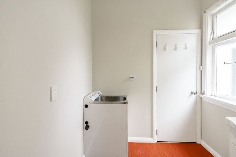 Photo of property in 8 Levy Street, Mount Victoria, Wellington, 6011