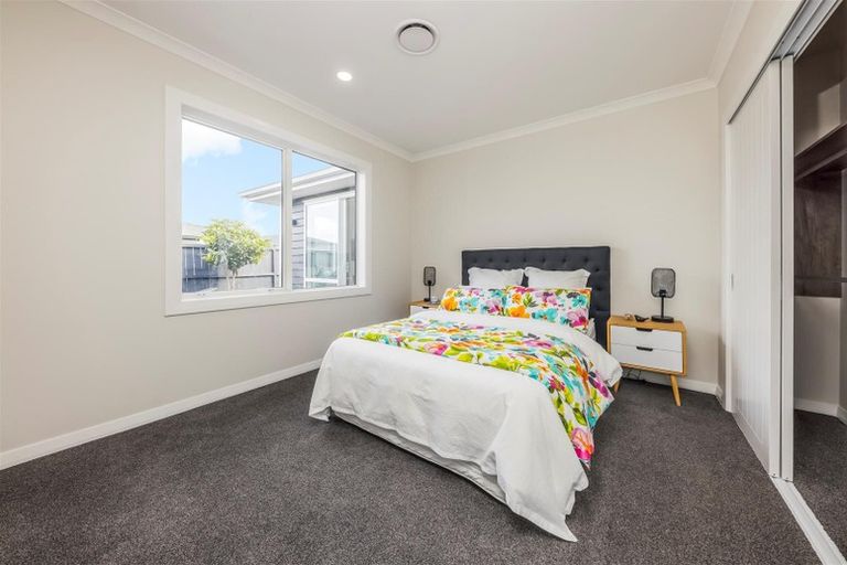 Photo of property in 10 Paso Fino Crescent, Karaka, Papakura, 2113