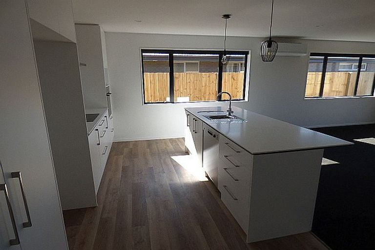 Photo of property in 4 Shrimpton Avenue, Woodend, 7610