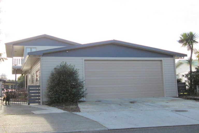 Photo of property in 35 Mackinnon Loop, Te Anau, 9600