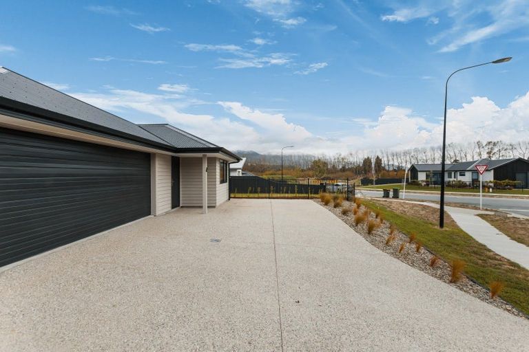 Photo of property in 69 Wallis Drive, Cromwell, 9310